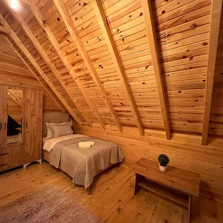 Alpesi faház Zambula Bungalov *