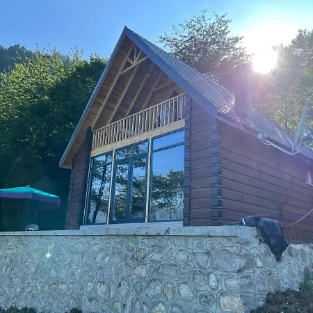 Domek alpejski Zambula Bungalov *